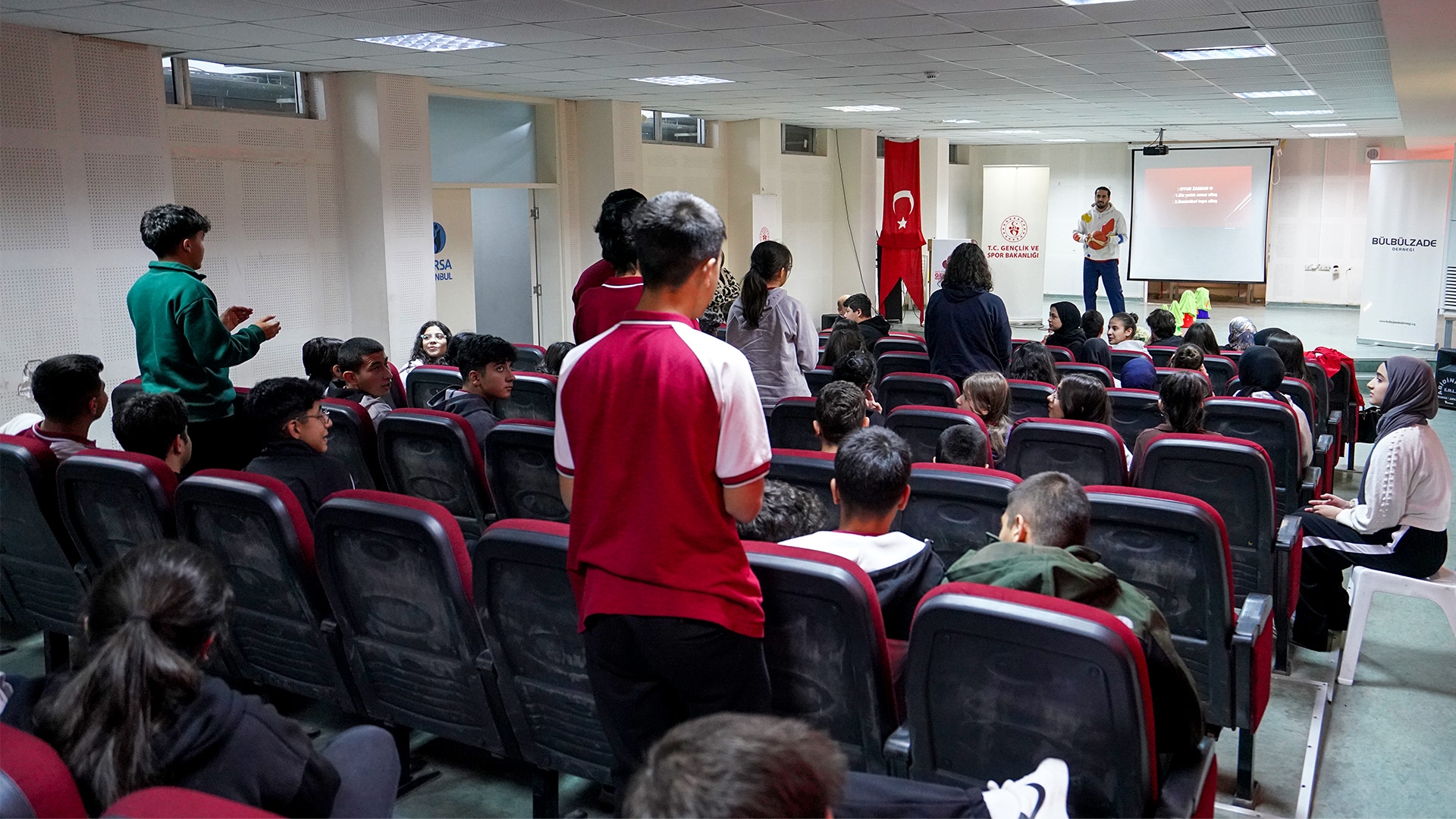 Nurdağı’nda Gençlere Sosyal Katılım ve Sportif Etkinlikler Semineri