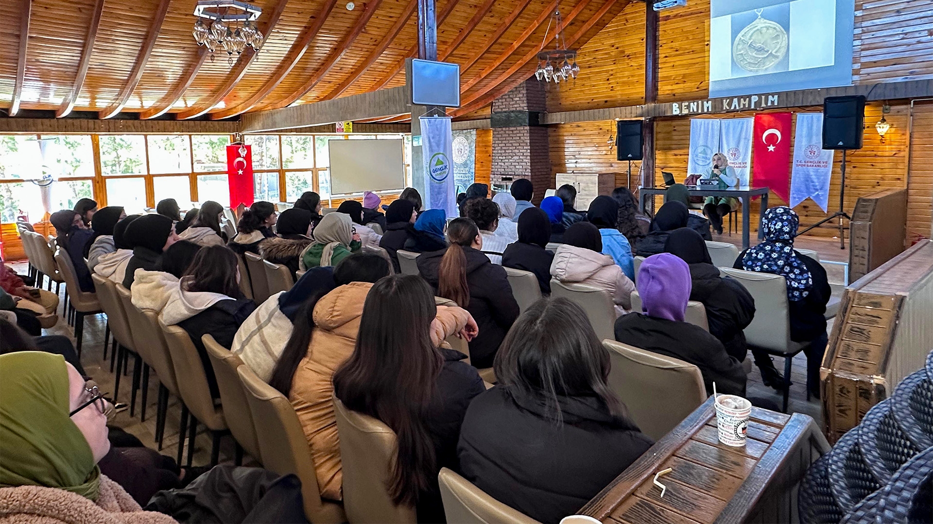 “Müslüman Şahsiyetler” Kampı