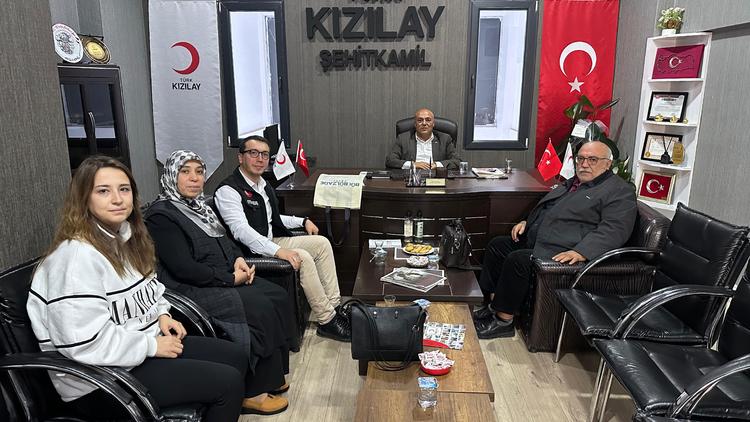 زيارة حظ سعيد للهلال الأحمر التركي من وحدة المساعدات