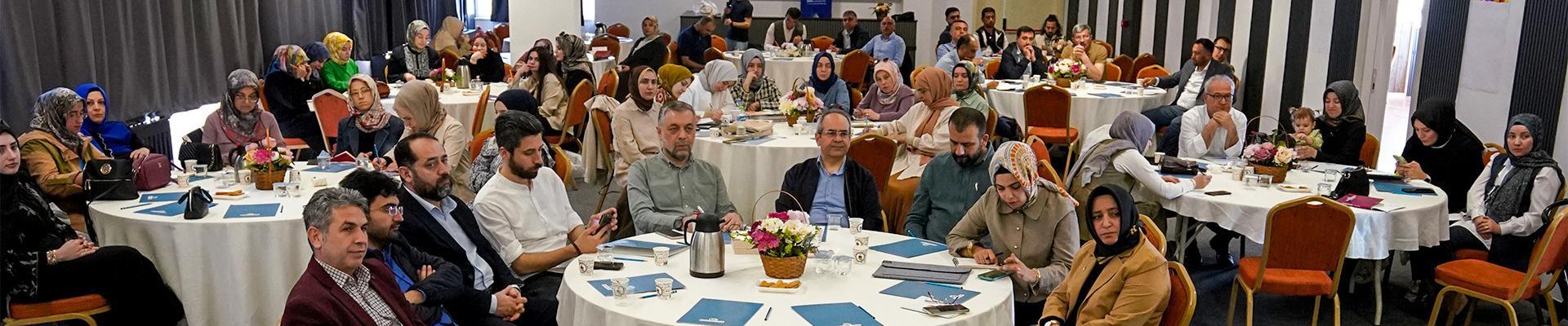 ورشة عمل "أتساءل عن الله وأعرف أنبيائي"