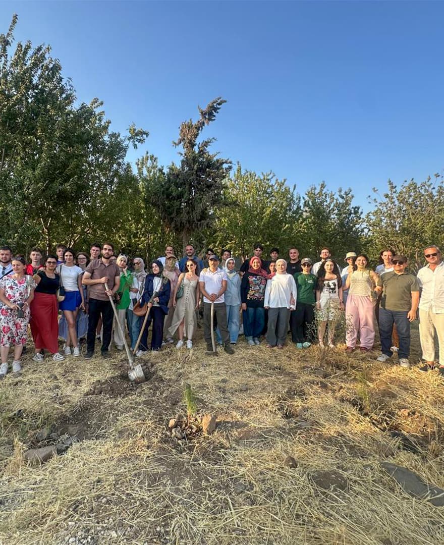 TEMİZ BİR YARIN İÇİN YEŞİL BİR ADIM