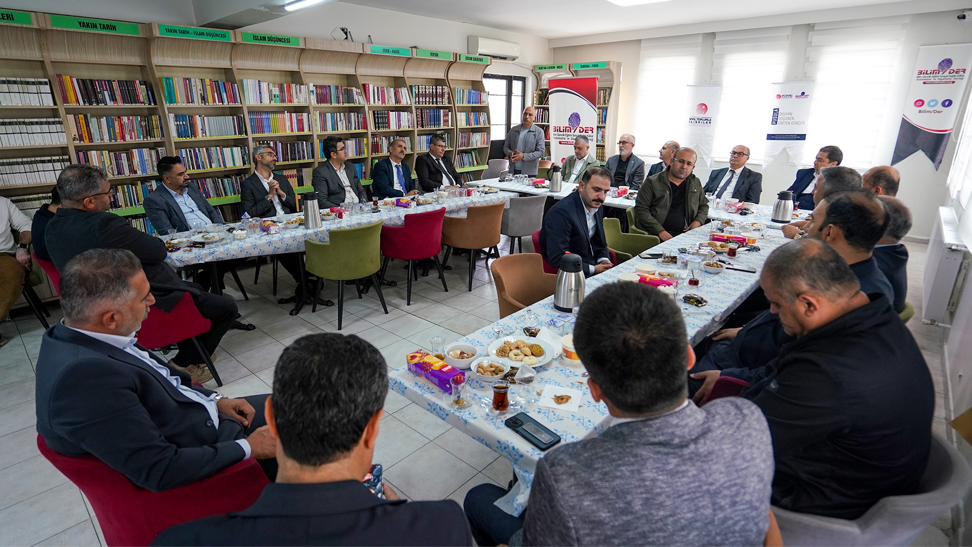 BİLİM-DER’in "Pusula" Projesi Eğitimcilerin Katılımıyla Tanıtıldı