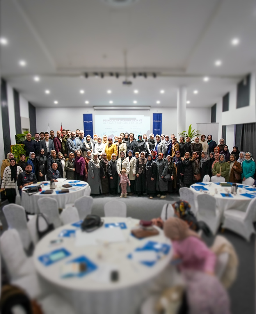 PSİKOLOJİK DAYANIKLILIK VE HASSAS GRUPLARLA ÇALIŞMA