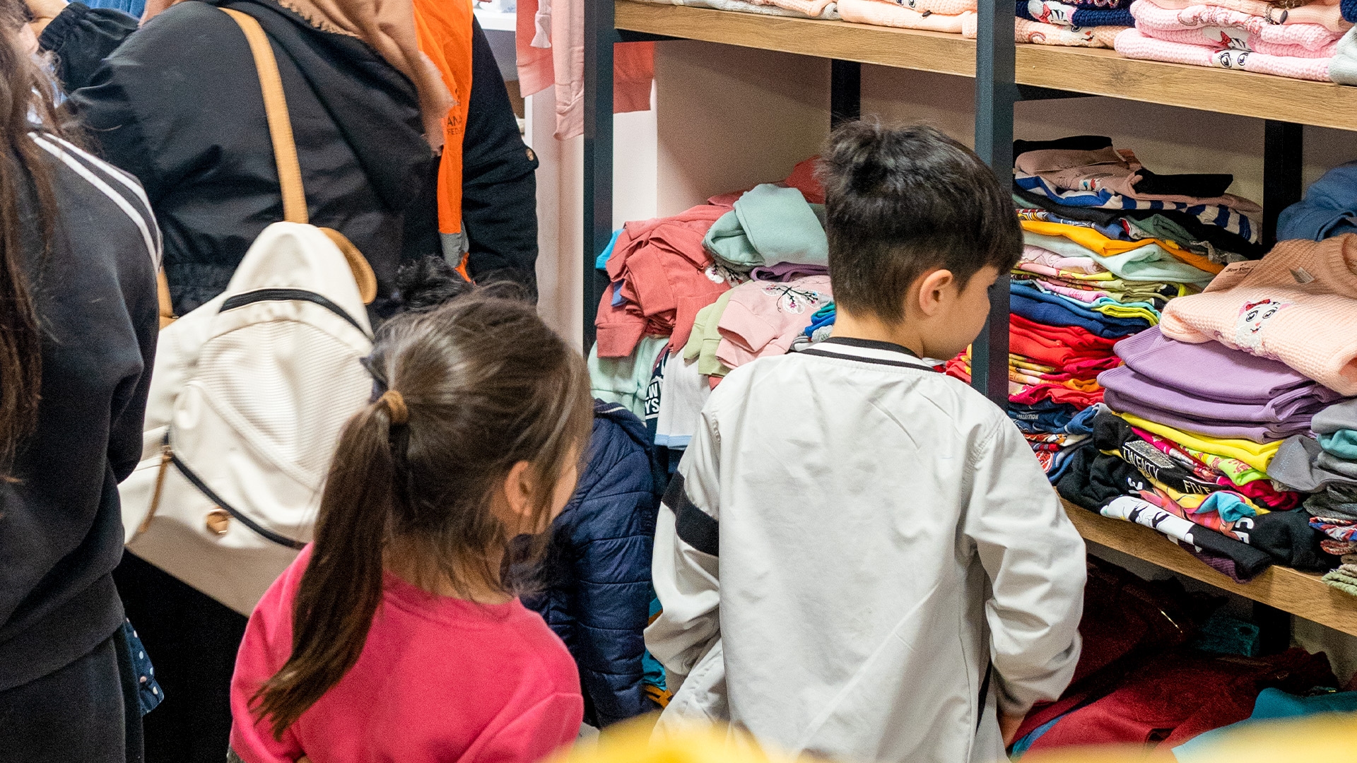 Çocuklarımızın Yüzünü Güldürmeye Devam Ediyoruz