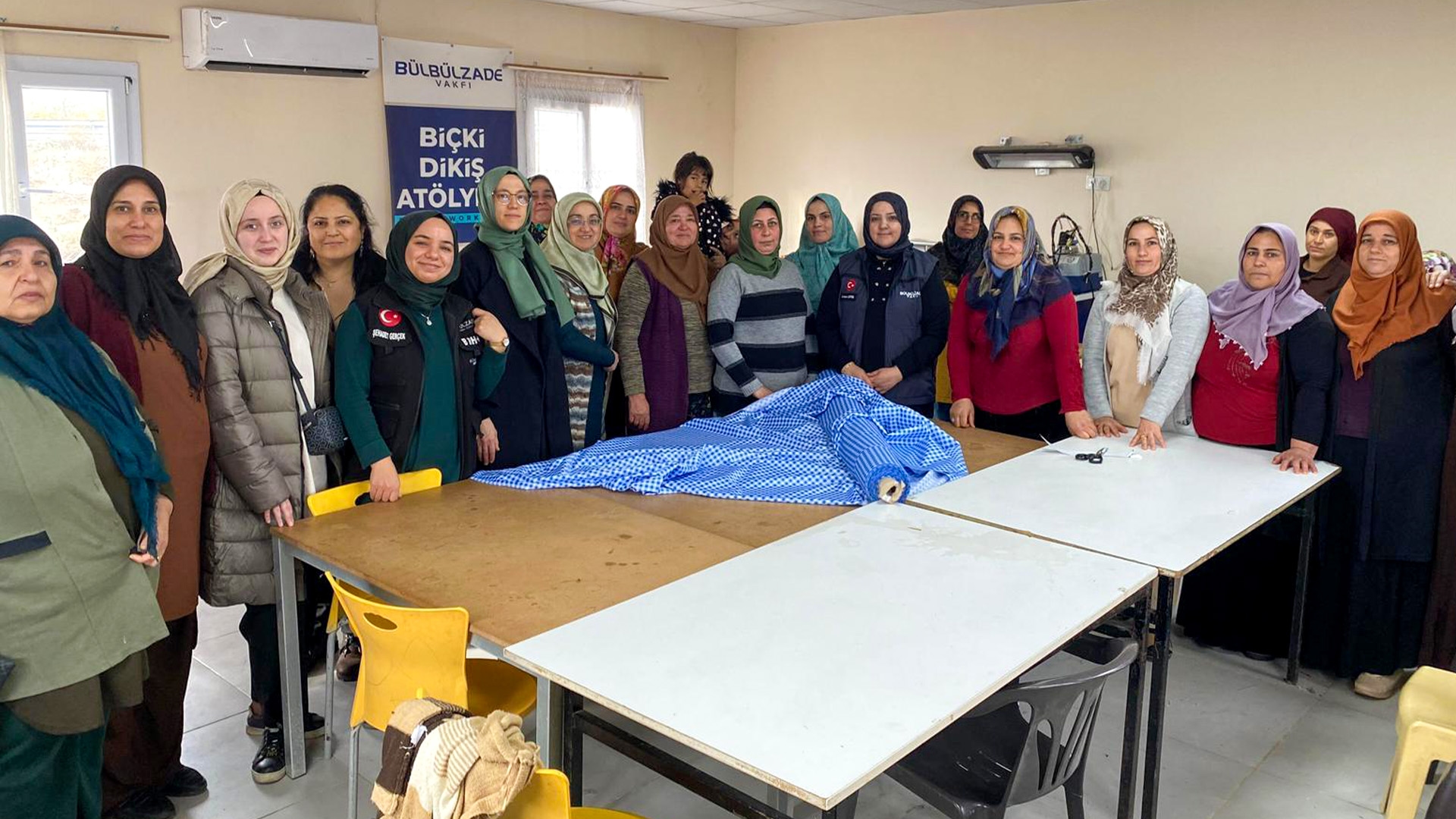 Mozaik Derneği'nden Deprem Bölgesinde "O'na Yolculuk" Kitap Tahlili