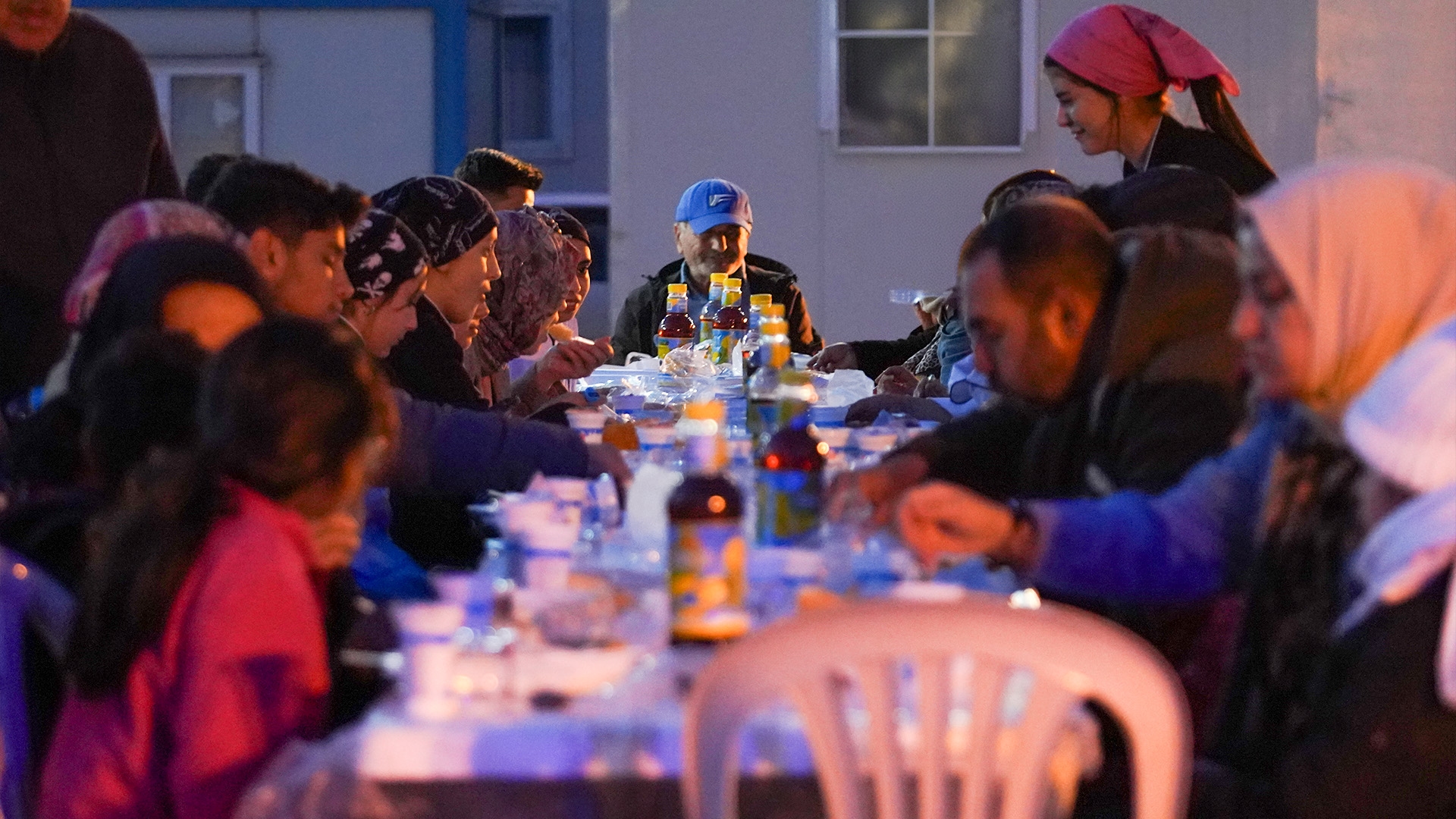 Vakur Bir Sofrada Kardeşliğimizi Tazeledik