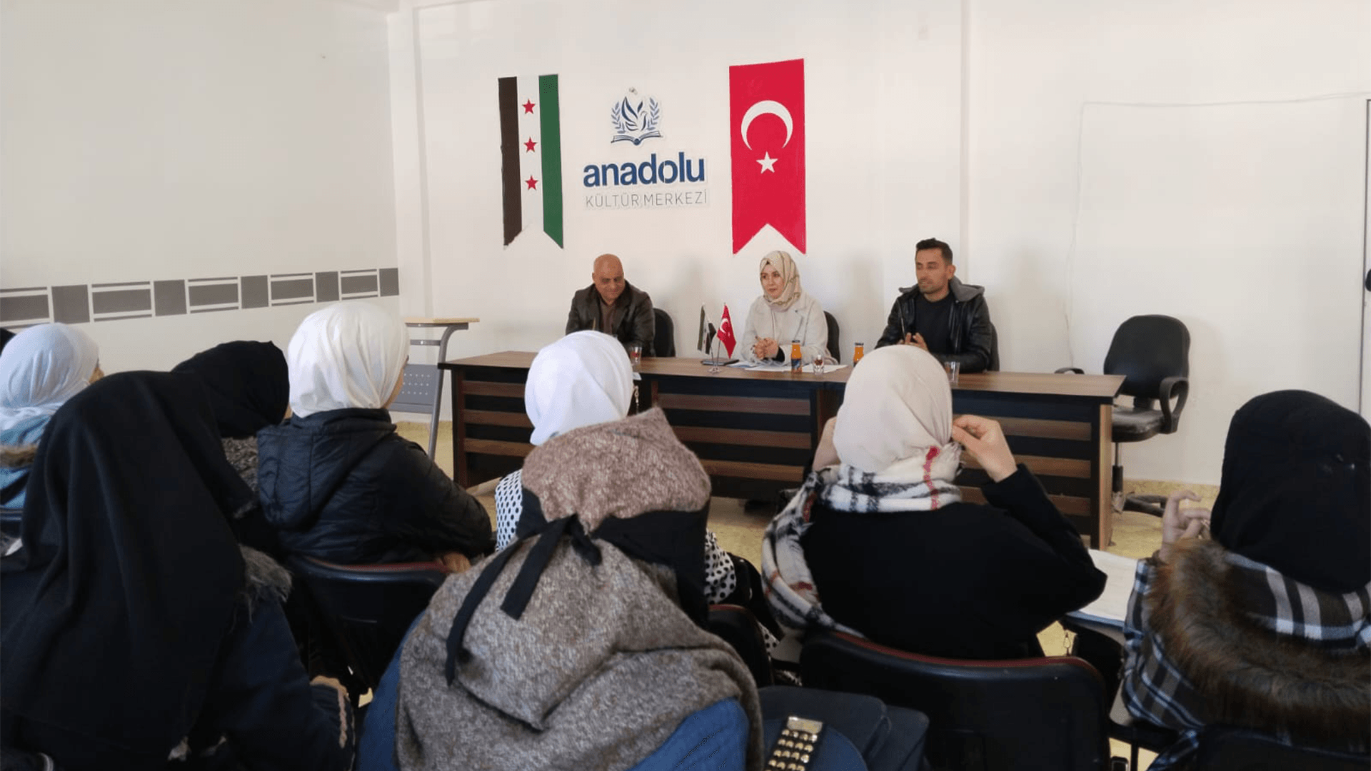 Cerablus Anadolu Kültür Merkezi'nde Yabancı Dil Semineri