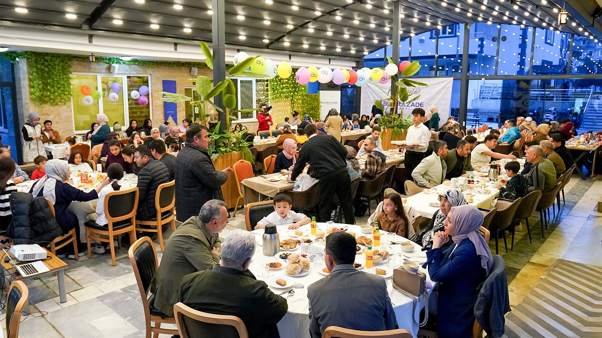 Hayata Dokun Yetim Derneği Dördüncü İftar Programı