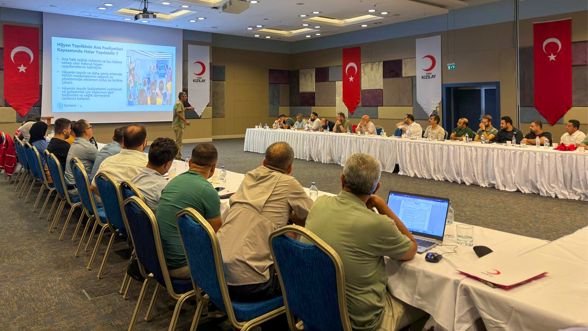 Türk Kızılayı Suriye Koordinatörlüğünden Sphere Eğitimi