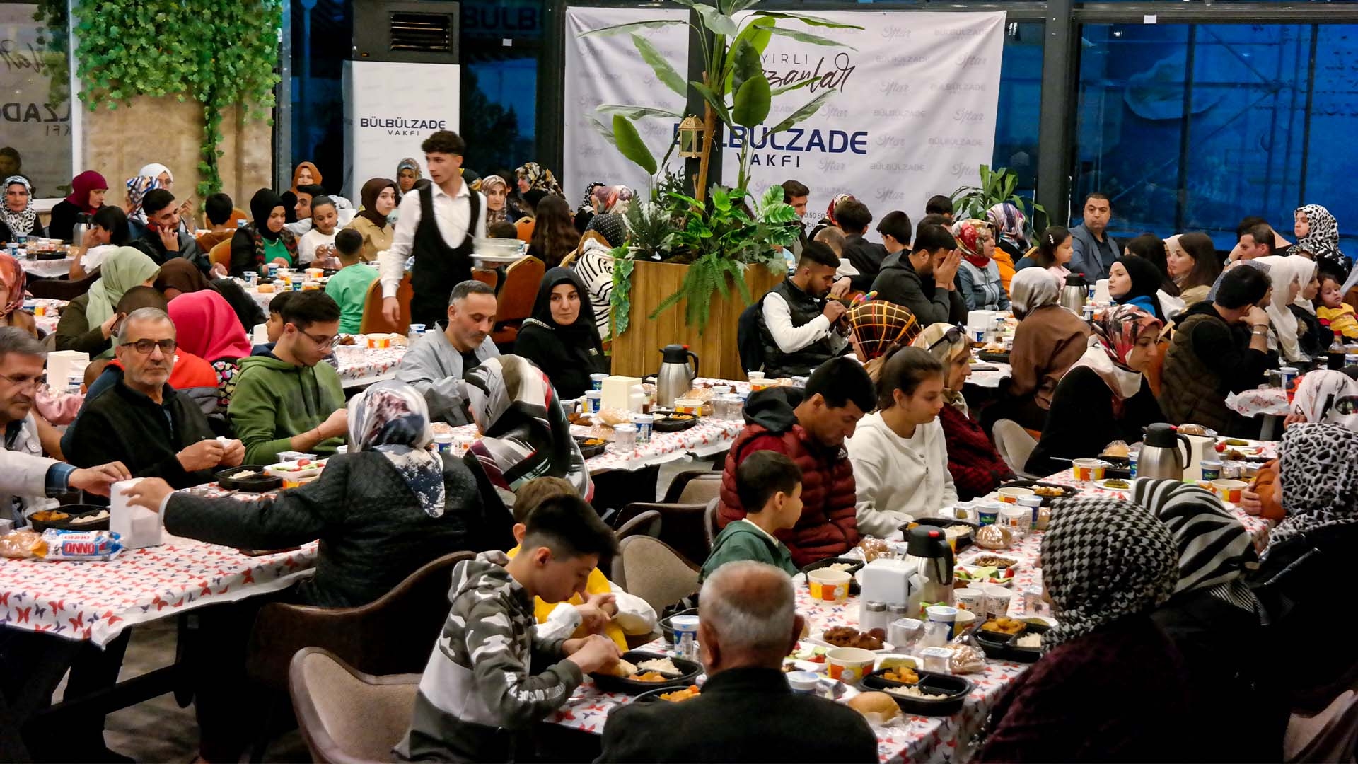 Yardım Birimi İftar Programı Düzenledi